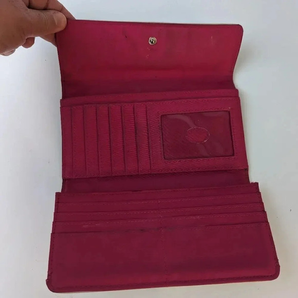 Mac + Jacob Trifold Leather Wallet - Picture 3 of 9